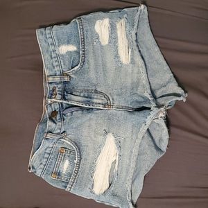 Jean Billabong short shorts with rips